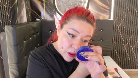 Bruja SCarlata online show from 12, 4, 2026