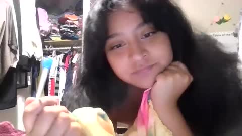 Snapshot of brujerita_dmota chatting on 27, 5, 2026 brujerita_dmota online show from 27, 5, 2026