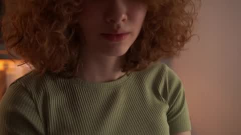 Snapshot of brunaeveritt chatting on 18, 4, 2026 Tess online show from 18, 4, 2026