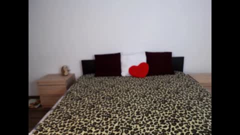 Ellis online show from 4, 12, 2024