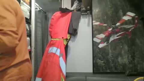 Snapshot of brushsquach chatting on 6, 1, 2026 Steve... aka SkinnieDippin aka TimberTramp online show from 6, 1, 2026