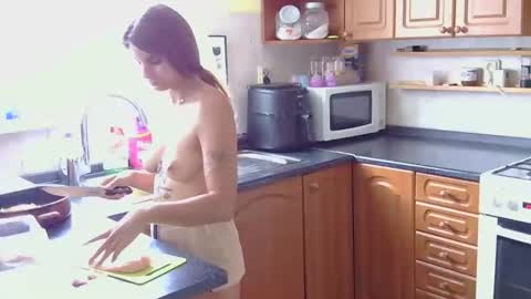 Snapshot of brutecia chatting on 14, 9, 2025 brutecia online show from 14, 9, 2025