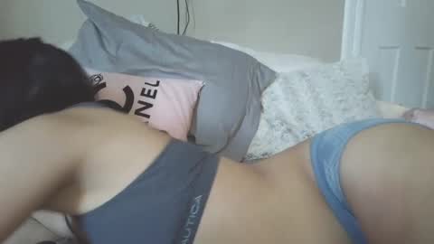 Snapshot of brwnchkn13 chatting on 13, 9, 2025 brwnchkn13 online show from 13, 9, 2025