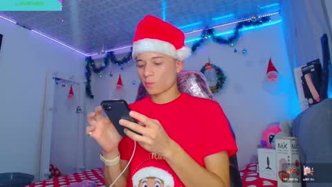 Snapshot of bryam_hot chatting on 19, 12, 2024 BRYAM INDEPENDENT MODEL online show from 19, 12, 2024