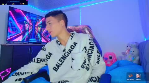 Snapshot of bryam_hot chatting on 4, 1, 2025 BRYAM INDEPENDENT MODEL online show from 4, 1, 2025