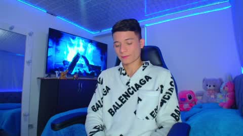 Snapshot of bryam_hot chatting on 24, 1, 2025 BRYAM INDEPENDENT MODEL online show from 24, 1, 2025