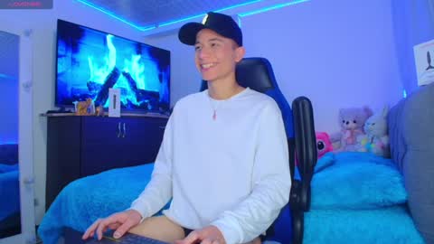 Snapshot of bryam_hot chatting on 25, 1, 2025 BRYAM INDEPENDENT MODEL online show from 25, 1, 2025