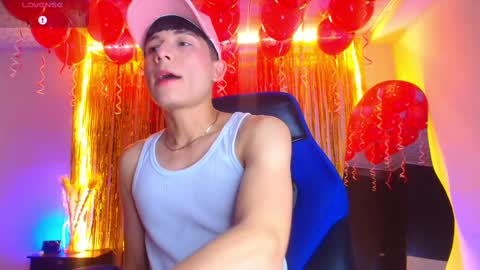 Snapshot of bryam_hot chatting on 11, 9, 2025 BRYAM INDEPENDENT MODEL online show from 11, 9, 2025