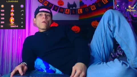 Snapshot of bryam_hot chatting on 18, 10, 2025 BRYAM INDEPENDENT MODEL online show from 18, 10, 2025