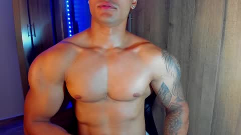 Snapshot of bryan_boy_ chatting on 5, 1, 2025 bryan online show from 5, 1, 2025