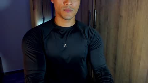 Snapshot of bryan_boy_ chatting on 4, 2, 2025 bryan online show from 4, 2, 2025