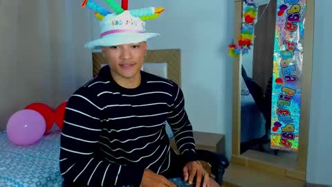 Snapshot of bryan_boy_ chatting on 25, 2, 2025 bryan online show from 25, 2, 2025