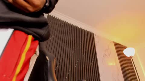 Bryxon  online show from 23, 2, 2025