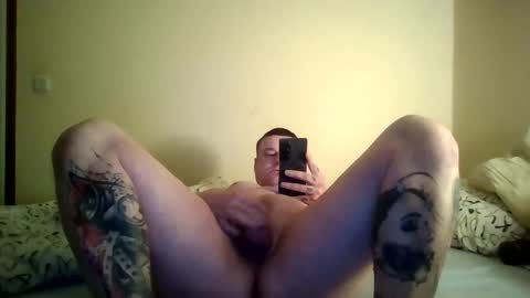 Snapshot of bttm33 chatting on 27, 3, 2026 bttm33 online show from 27, 3, 2026