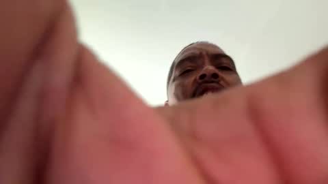 bubbleazzhere online show from 22, 10, 2025