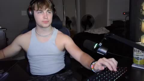 BubblebuttBdn online show from 5, 10, 2025