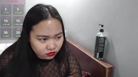 Snapshot of bubblebuttpinay chatting on 7, 2, 2025 Sunshine online show from 7, 2, 2025