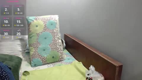 Snapshot of bubblebuttpinay chatting on 12, 2, 2025 Sunshine online show from 12, 2, 2025