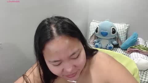Snapshot of bubblebuttpinay chatting on 12, 10, 2025 Sunshine online show from 12, 10, 2025
