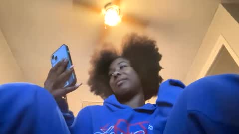 Snapshot of bubblezthedoll chatting on 3, 3, 2026 Bubblez the Doll online show from 3, 3, 2026