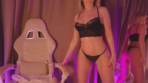 bubbling_crush online show from 25, 2, 2025