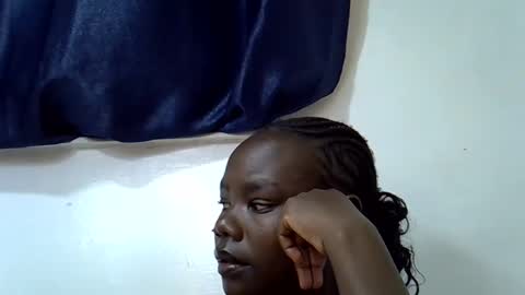 Snapshot of bubbly_ass247 chatting on 27, 9, 2025 bubbly online show from 27, 9, 2025