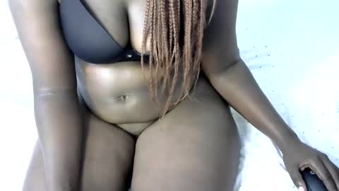 Snapshot of bubbly_ass30 chatting on 8, 9, 2025 bubbly_ass30 online show from 8, 9, 2025