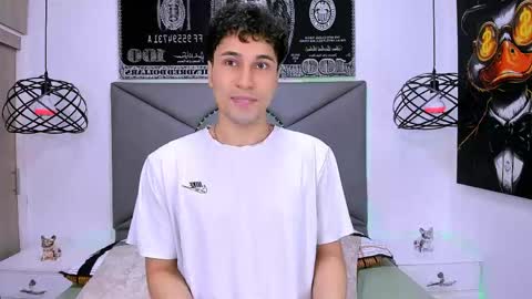 Snapshot of buddy_whitte chatting on 27, 4, 2026 Buddy Whitte online show from 27, 4, 2026