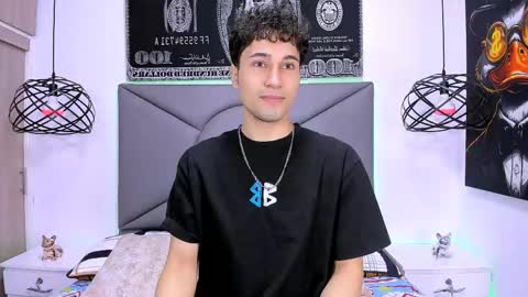 Snapshot of buddy_whitte chatting on 9, 5, 2026 Buddy Whitte online show from 9, 5, 2026