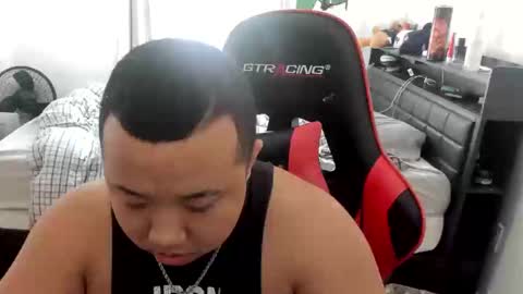 buffsexyman24 online show from 22, 2, 2025