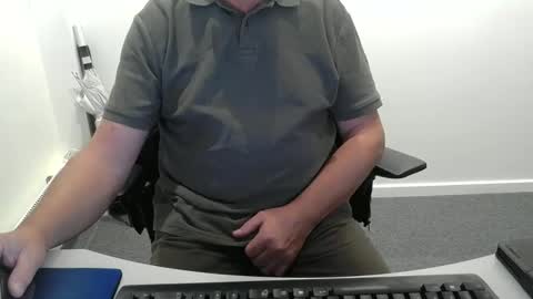 Snapshot of buggemann chatting on 22, 9, 2025 buggemann online show from 22, 9, 2025
