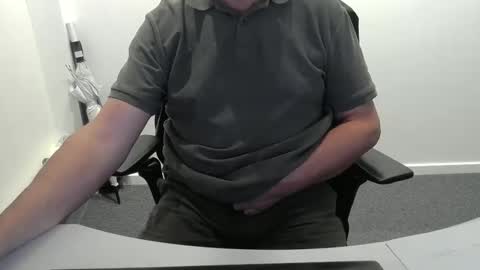 Snapshot of buggemann chatting on 23, 9, 2025 buggemann online show from 23, 9, 2025
