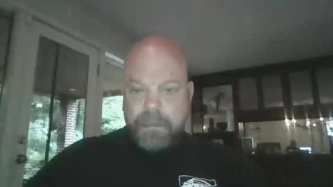 Snapshot of bulldog302w chatting on 24, 9, 2025 bulldog302w online show from 24, 9, 2025