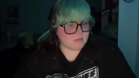 bumblebeebuzzer online show from 19, 2, 2025
