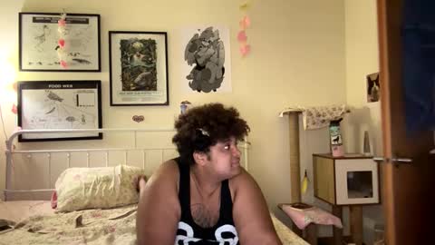 Snapshot of bunnisheep chatting on 17, 9, 2025 fox and bunny online show from 17, 9, 2025