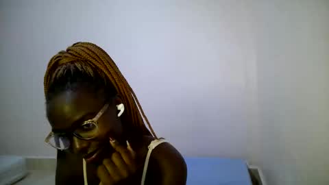 Snapshot of bunny_bliss1 chatting on 16, 5, 2026 bunny_bliss1 online show from 16, 5, 2026