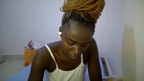 Snapshot of bunny_bliss1 chatting on 20, 5, 2026 bunny_bliss1 online show from 20, 5, 2026