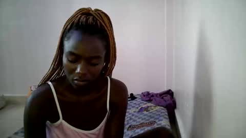 Snapshot of bunny_bliss1 chatting on 25, 5, 2026 bunny_bliss1 online show from 25, 5, 2026