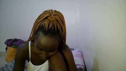 Snapshot of bunny_bliss1 chatting on 25, 5, 2026 bunny_bliss1 online show from 25, 5, 2026