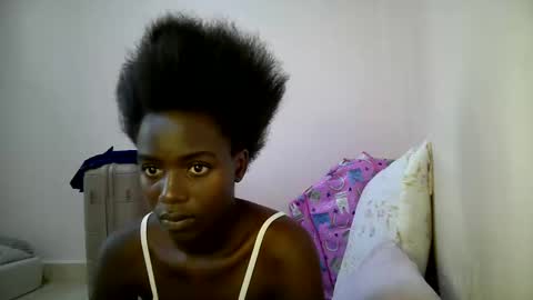 Snapshot of bunny_bliss1 chatting on 1, 6, 2026 bunny_bliss1 online show from 1, 6, 2026