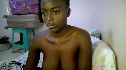 Snapshot of bunny_bliss1 chatting on 18, 6, 2026 bunny_bliss1 online show from 18, 6, 2026