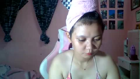 Snapshot of bunny_flower18 chatting on 29, 5, 2026 bunny_flower18 online show from 29, 5, 2026