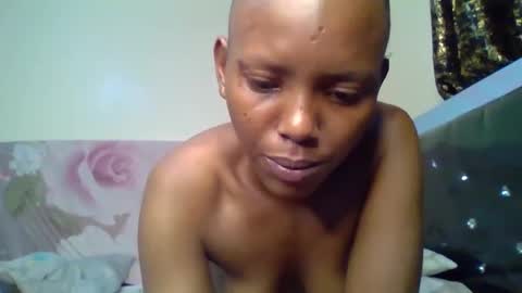 Snapshot of bunnydiva_ chatting on 13, 12, 2025 bunnydiva_ online show from 13, 12, 2025