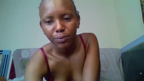 Snapshot of bunnydiva_ chatting on 16, 12, 2025 bunnydiva_ online show from 16, 12, 2025