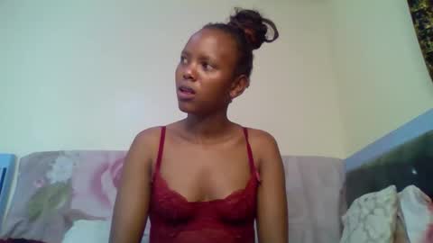 Snapshot of bunnydiva_ chatting on 22, 12, 2025 bunnydiva_ online show from 22, 12, 2025