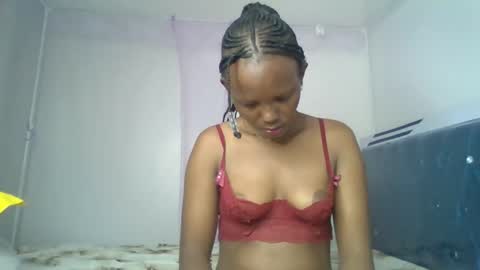 Snapshot of bunnydiva_ chatting on 9, 5, 2026 bunnydiva_ online show from 9, 5, 2026