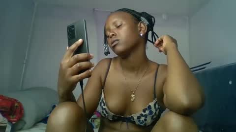 Snapshot of bunnydiva_ chatting on 15, 5, 2026 bunnydiva_ online show from 15, 5, 2026