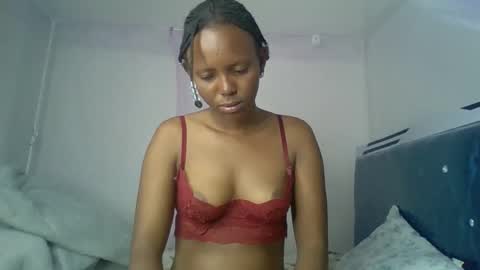 Snapshot of bunnydiva_ chatting on 27, 5, 2026 bunnydiva_ online show from 27, 5, 2026