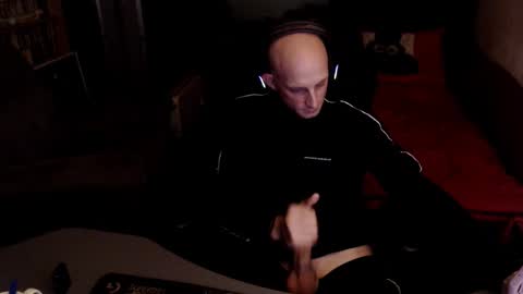 Snapshot of bunnydollstellas_toy chatting on 12, 10, 2025 Gnther online show from 12, 10, 2025