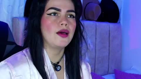 Snapshot of bunnykat_ chatting on 7, 6, 2026 katerine payne online show from 7, 6, 2026